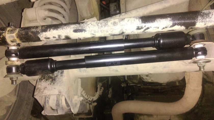 Рулевой демпфер джип Чероки