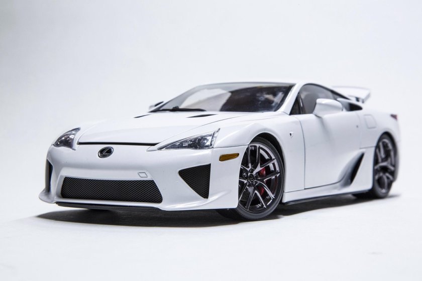 Лексус ЛФА 1:18