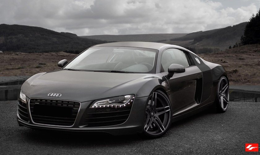 Audi r8 черная