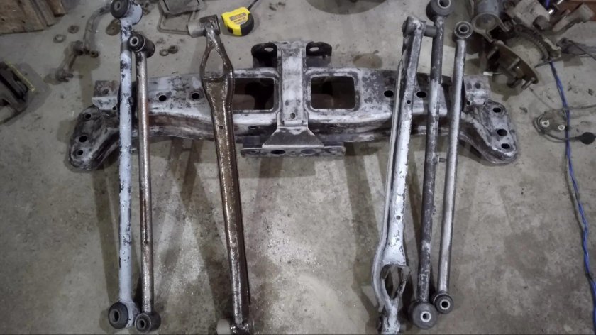 Мазда Кседос 6 подвеска