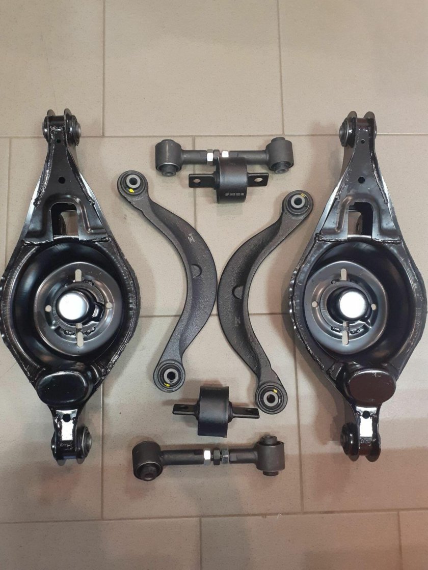 Сайлентблоки на мазду 6 2013