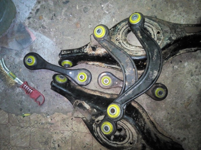 Mazda 6 gg комплект сайлентблоков