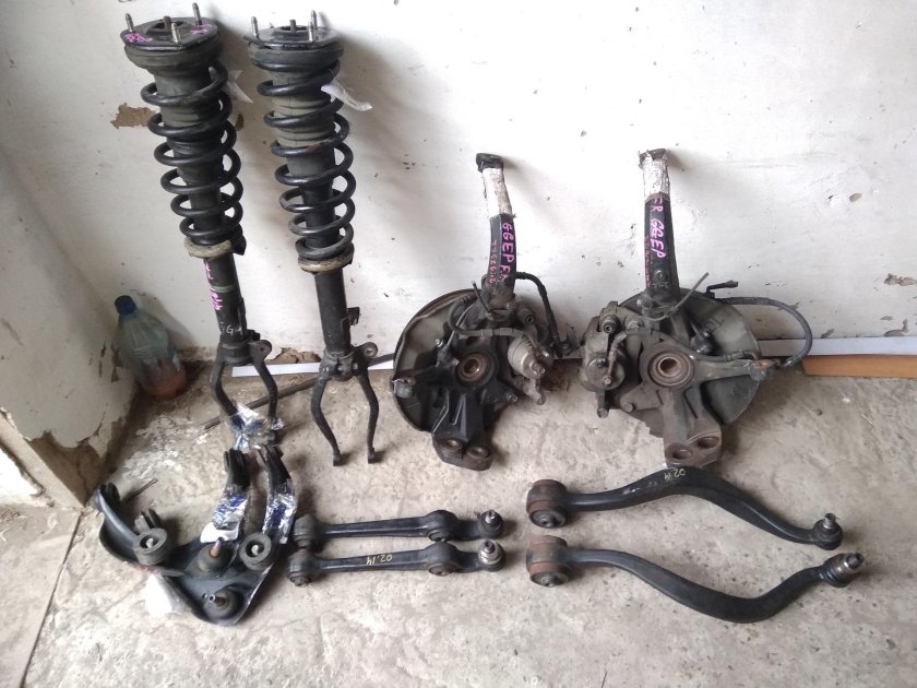 Передняя подвеска Мазда Атенза 2002 год
