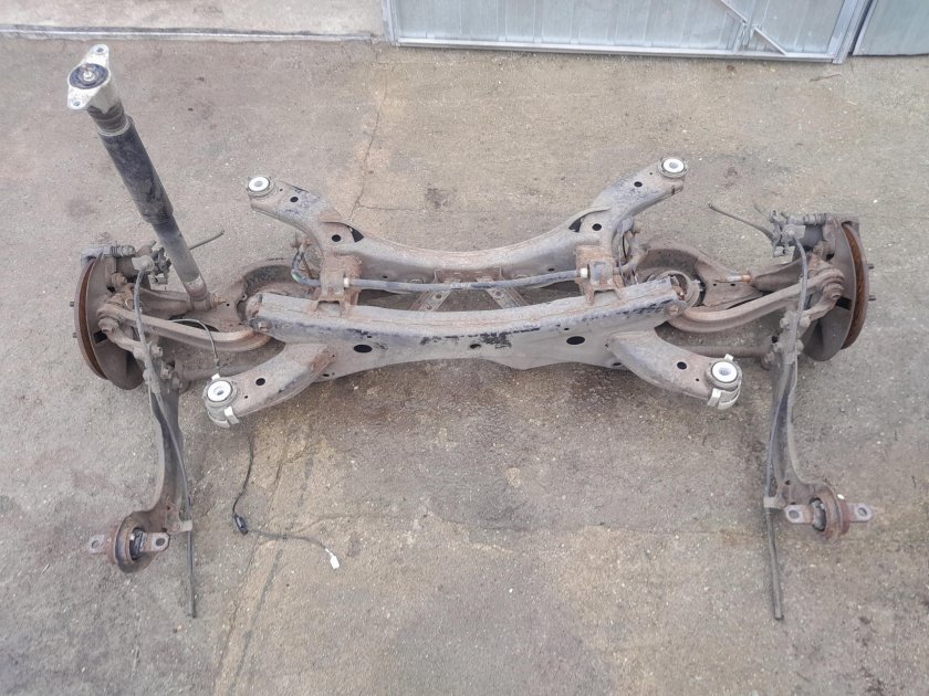 Передняя подвеска Jaguar x-Type