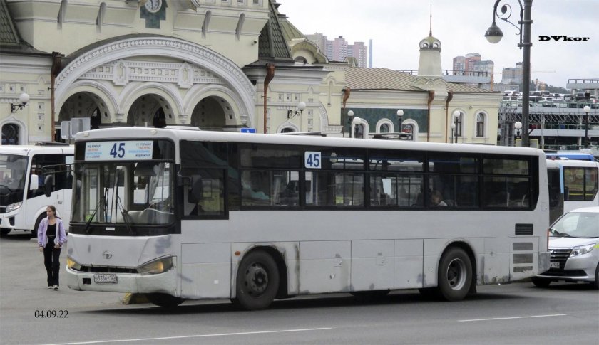 Автобус фото