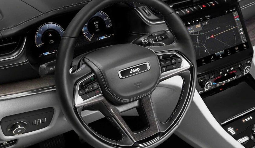 Jeep Grand Cherokee 2021 салон