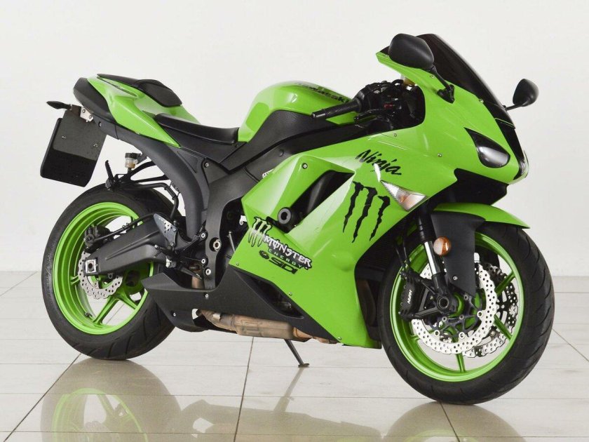 Мотоцикл Кавасаки ниндзя зеленый