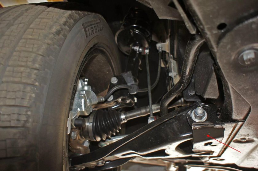 Подвеска Рено Дастер 1.6 передний привод