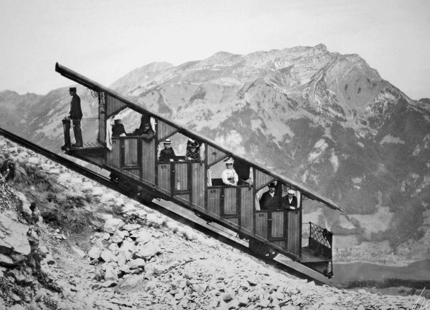 Фуникулер на Везувий