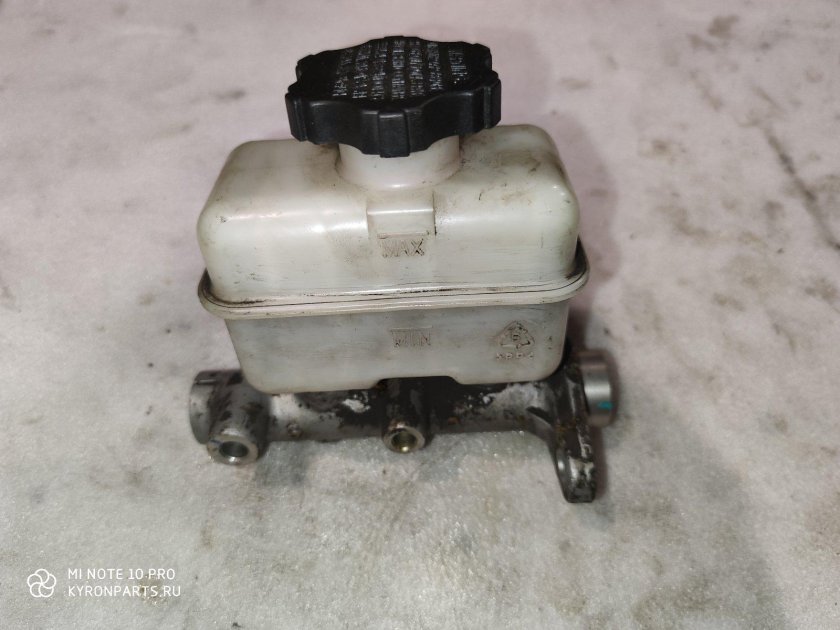 Главный тормозной цилиндр Санг енг Кайрон