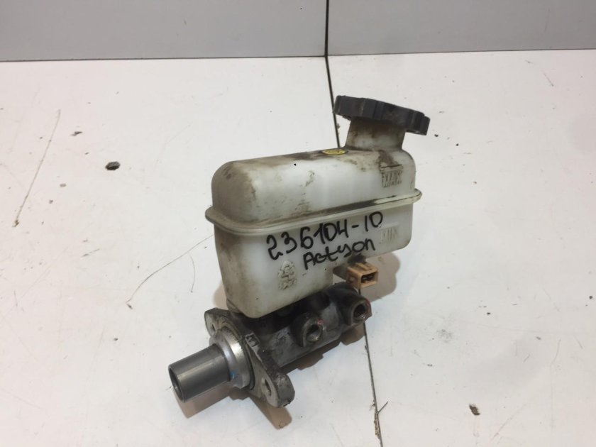 Главный тормозной цилиндр Санг енг Рекстон