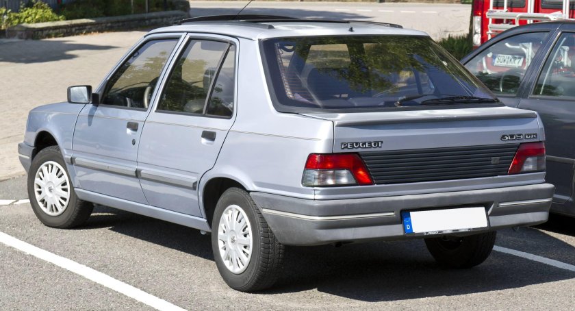 Peugeot 309