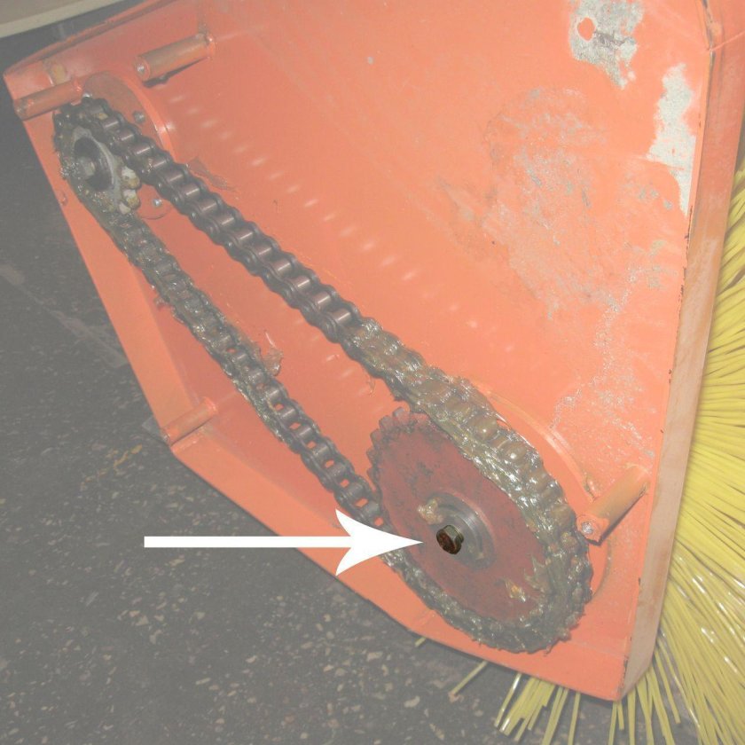 Вал щетки коммунальной МТЗ 82