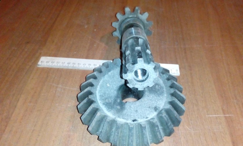 Редуктор привода щетки 1101000