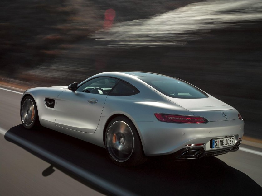 Mercedes AMG gt 2014