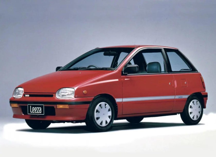 Daihatsu Leeza