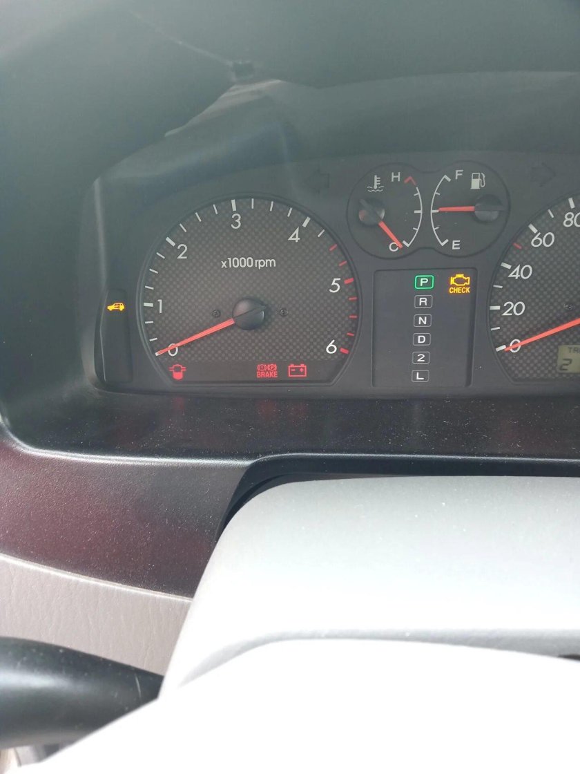 Лампа аварийного давления масла w212