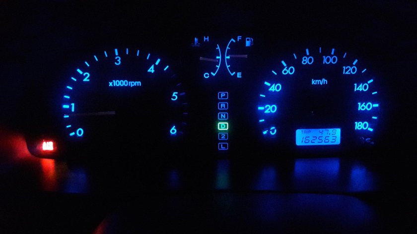 Приборная панель Hyundai Terracan