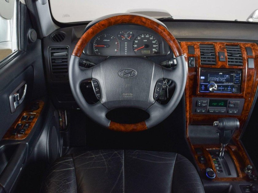 Hyundai Terracan 2002 салон