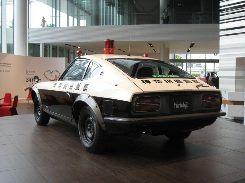 Nissan 240z Police