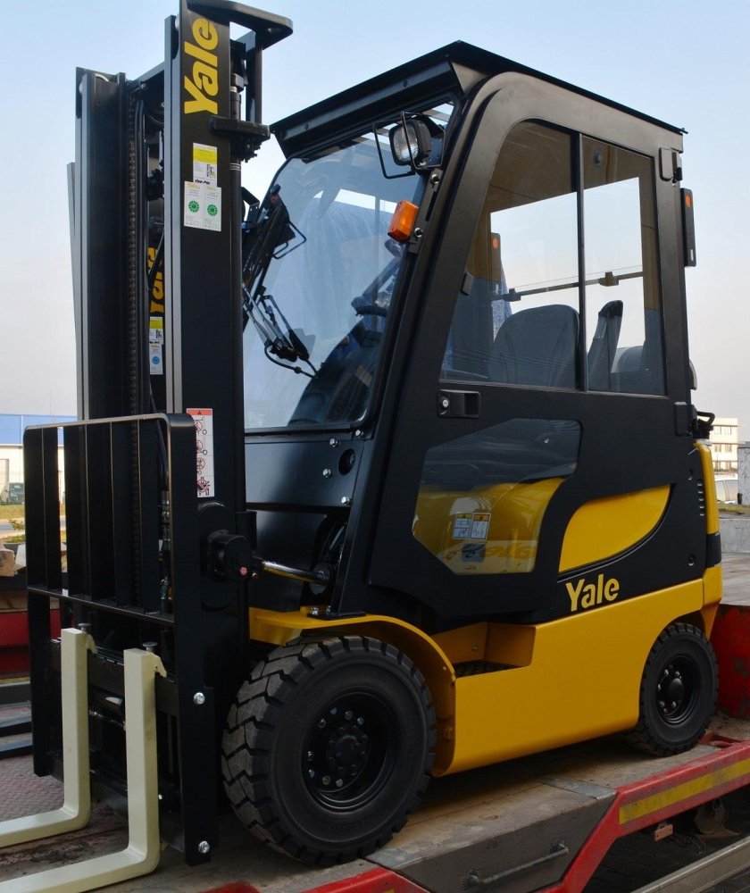 Погрузчик Yale gdp35