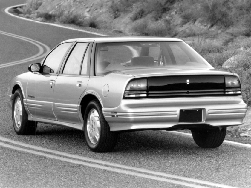 Олдсмобиль Катлас Суприм 1988