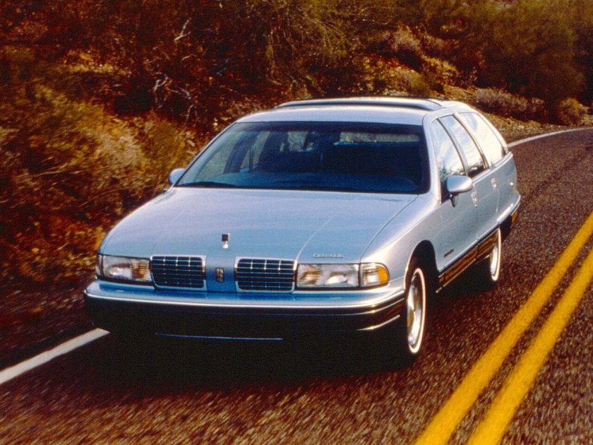 Oldsmobile Custom Cruiser 1992