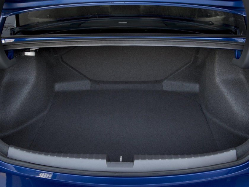 Acura ILX Hybrid фото багажника