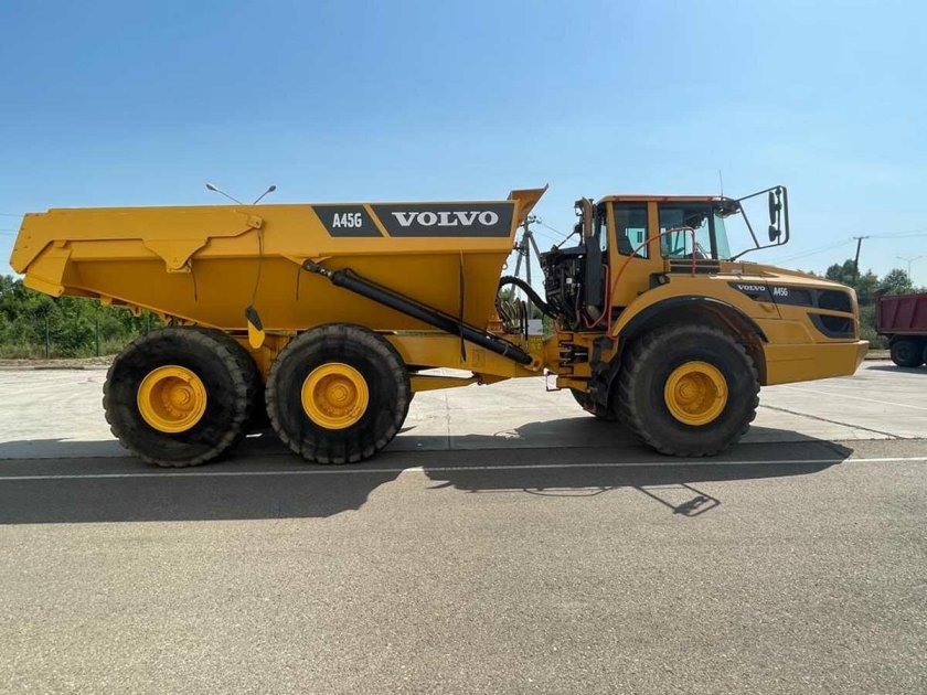Думпер Вольво