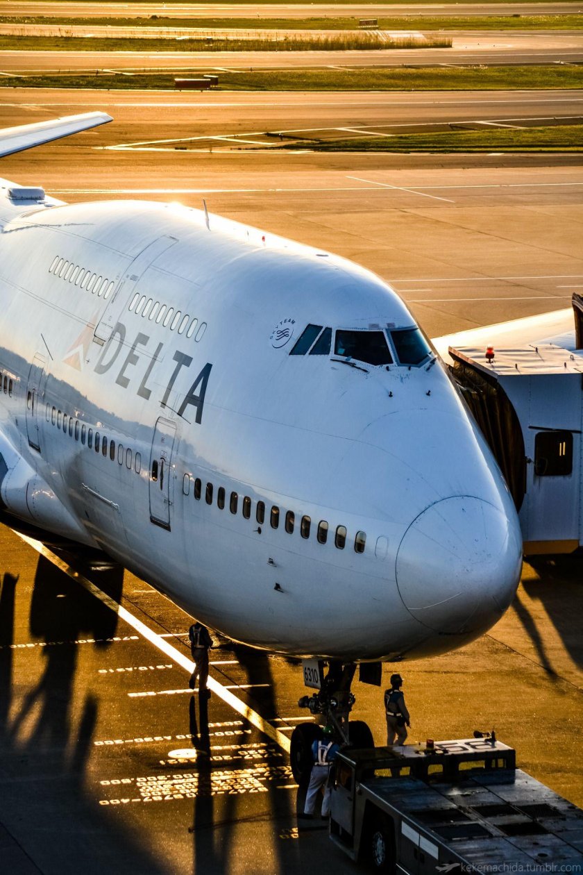 R2817 самолет