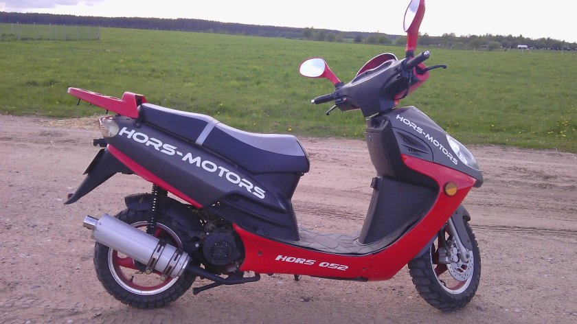 Скутер hors Motors 052