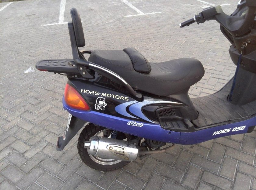 Скутер Хорс 50 кубов