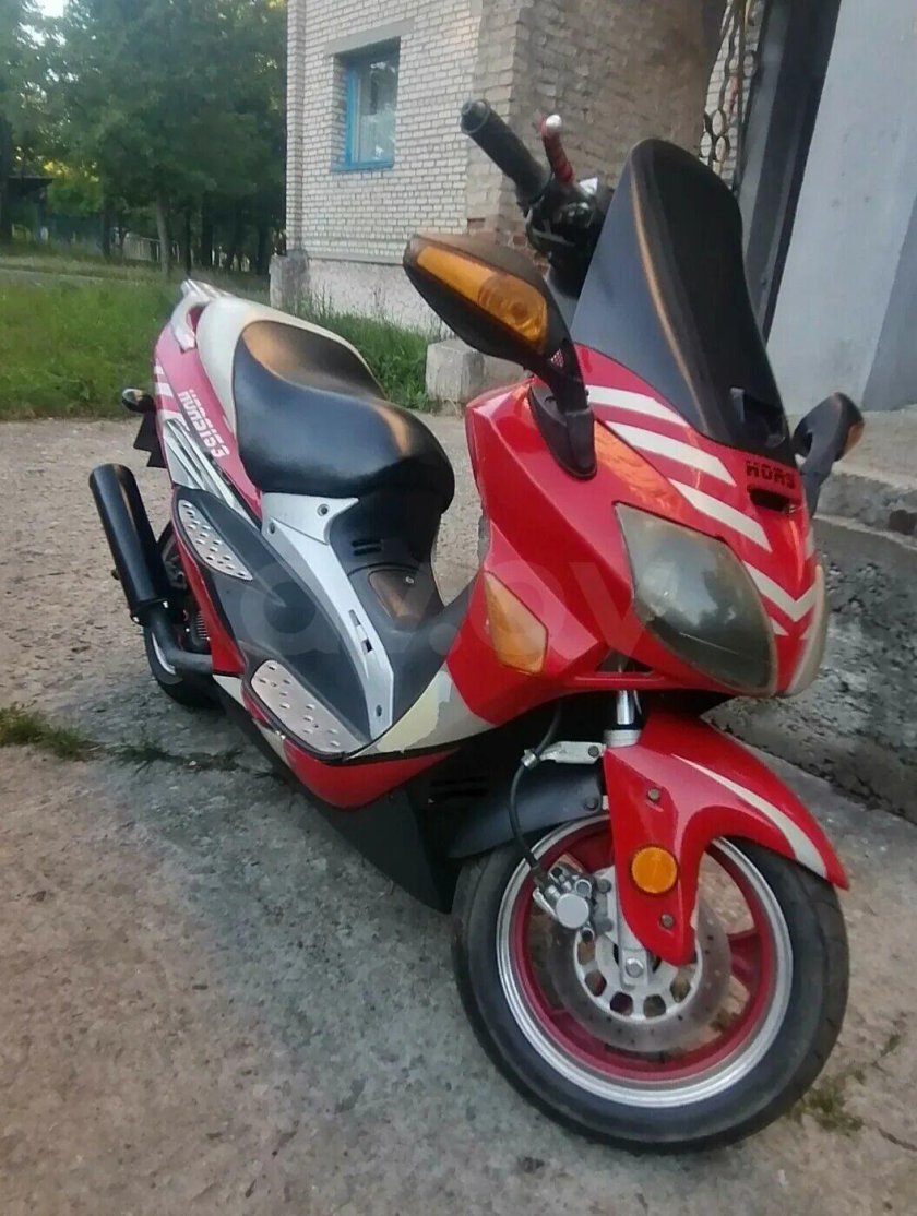 Скутер hors 056