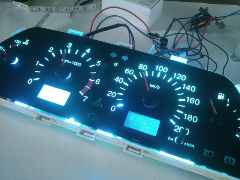 Приборка ВАЗ 2114