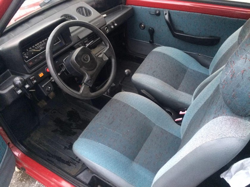 ВАЗ 1111 Ока внутри