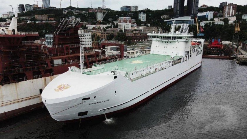 Паром Александр Деев