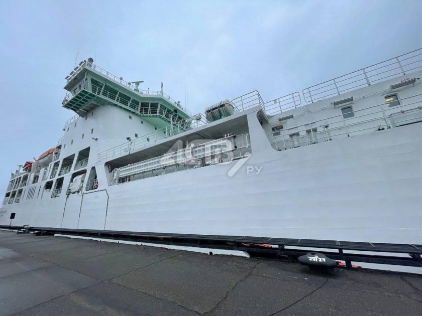 Паром Александр Деев