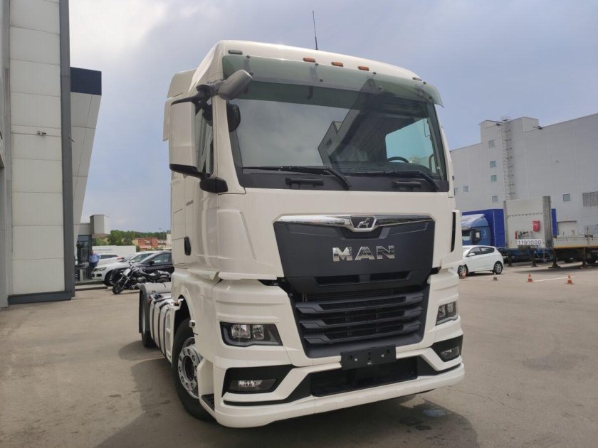 TGX 18.480 BL