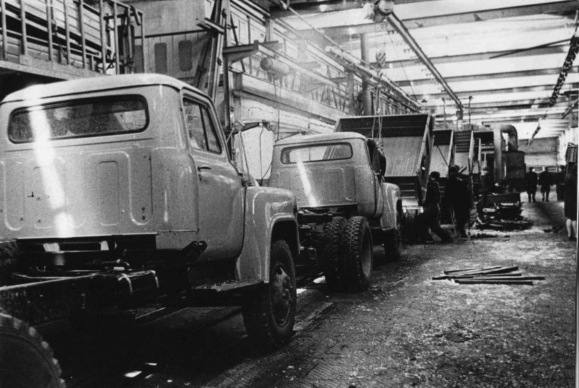 САЗ-3503 / ГАЗ 52