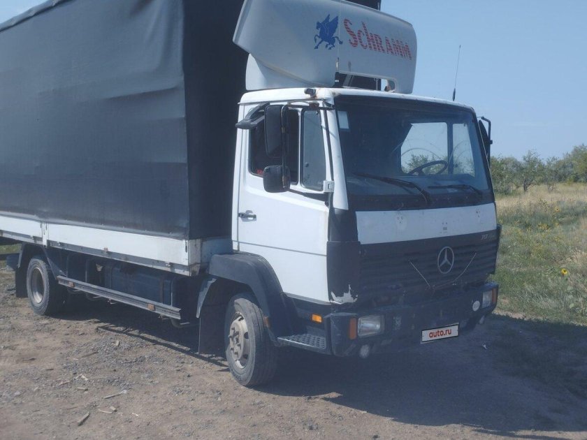 Мерседес 817