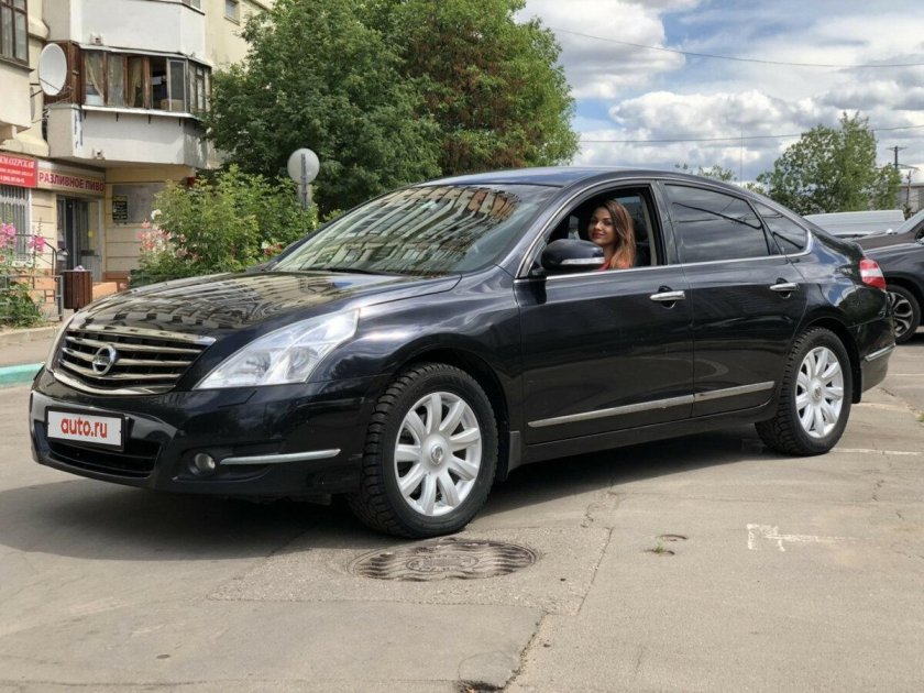 Ниссан Теана 2010 черная