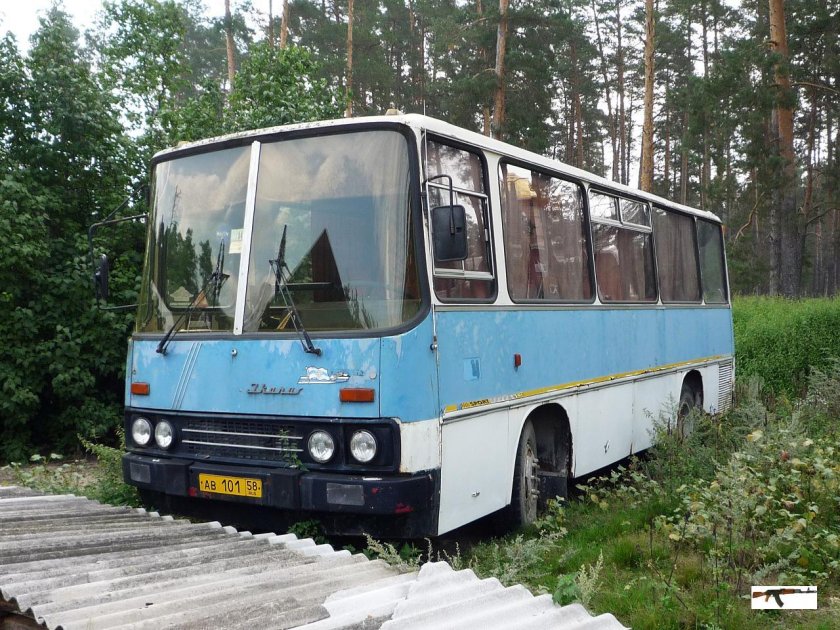 Автобус Икарус 211