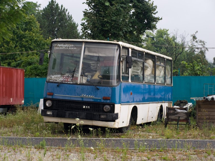 Автобус Икарус 211