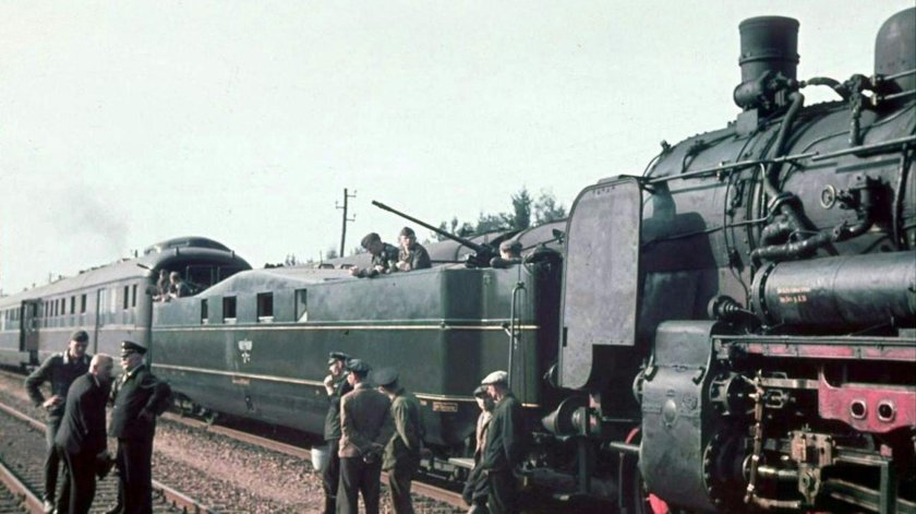 Немецкий бронепоезд Адольф Гитлер