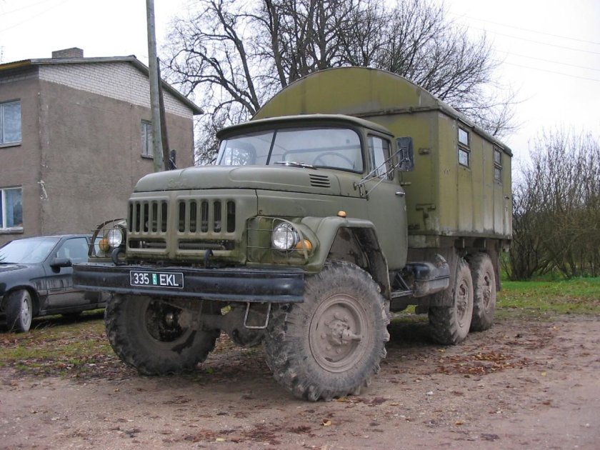 ЗИЛ-137-137б
