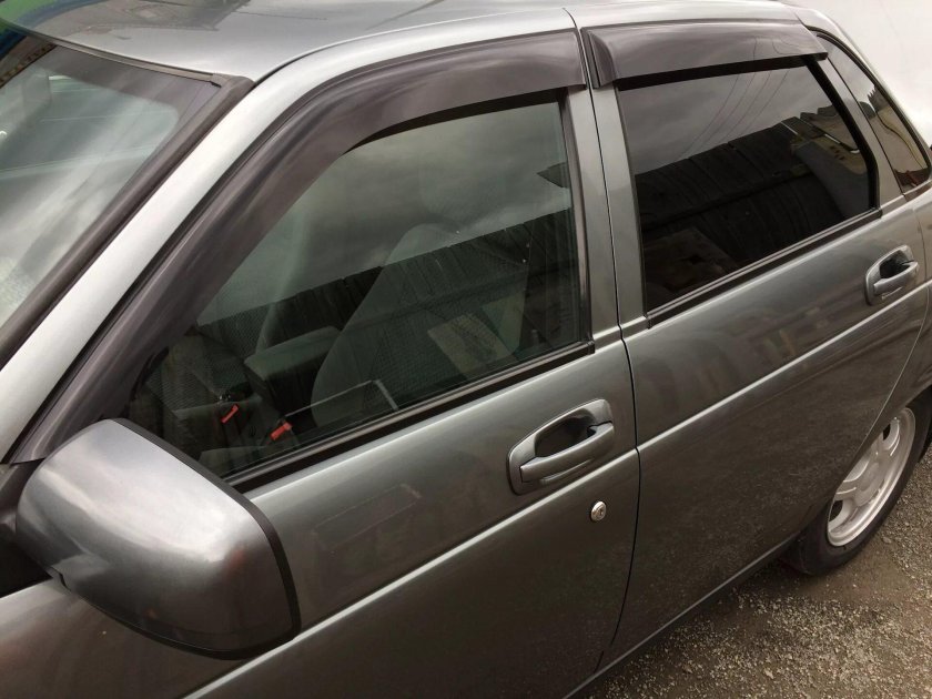 Дефлекторы боковых окон ВАЗ Kalina 1/2 универсал