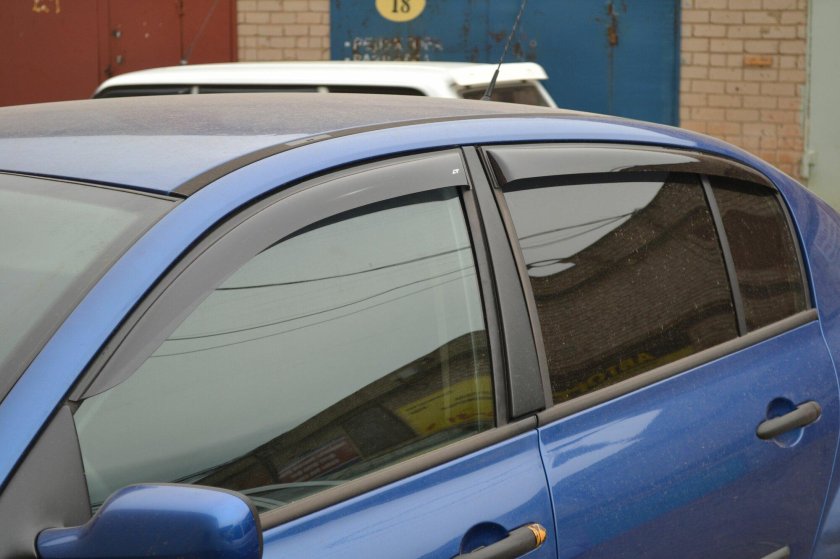 Дефлекторы Рено Меган 2