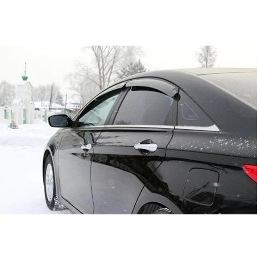 Дефлекторы на окна автомобиля