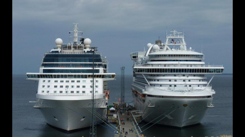 Трансатлантический круизный лайнер