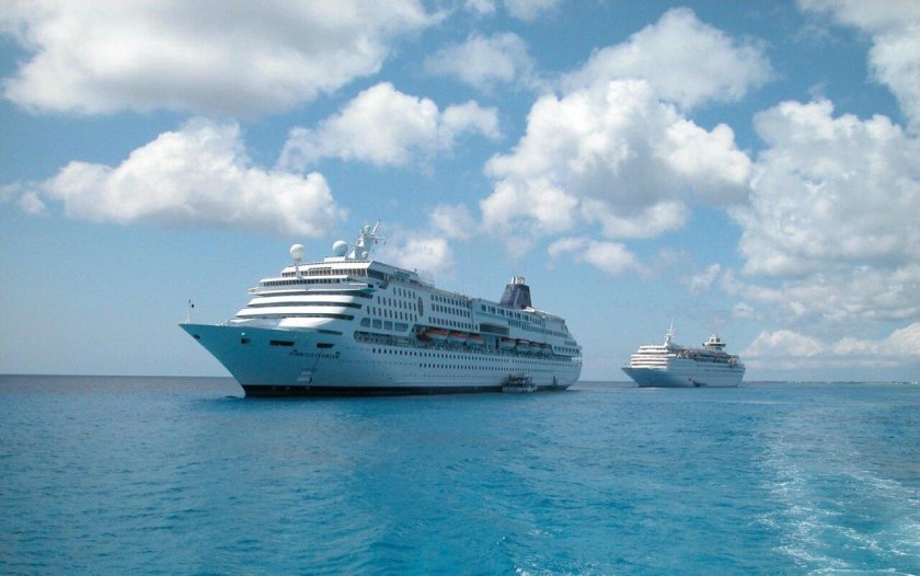 Круизный пароход